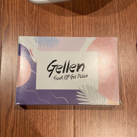 UV GEL LAMP  + 6 gel nail polishes and 3 topcoats - Picture 5 of 10